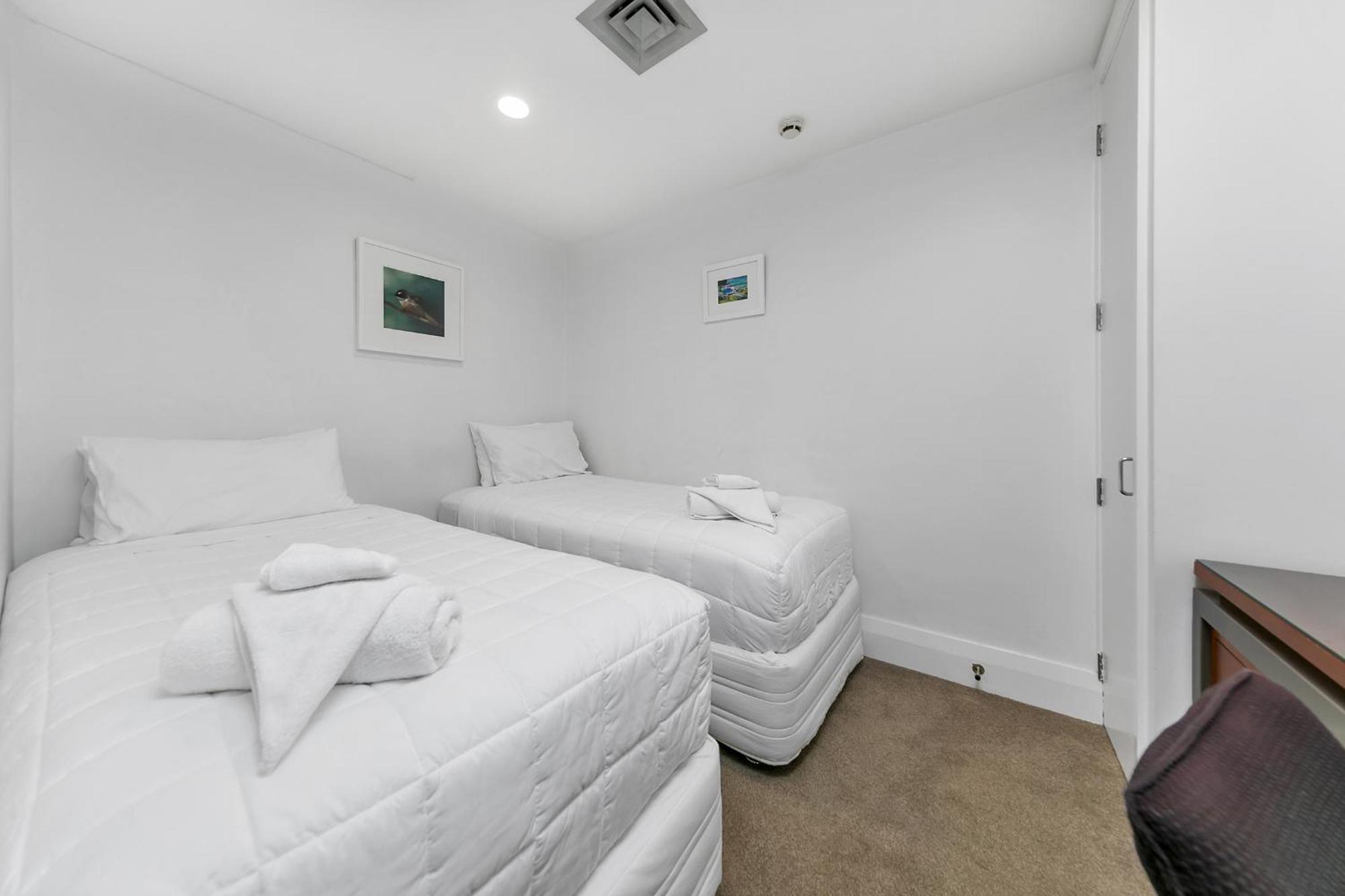 Luxurious & Spacious Living With Breathtaking Views Auckland Luaran gambar